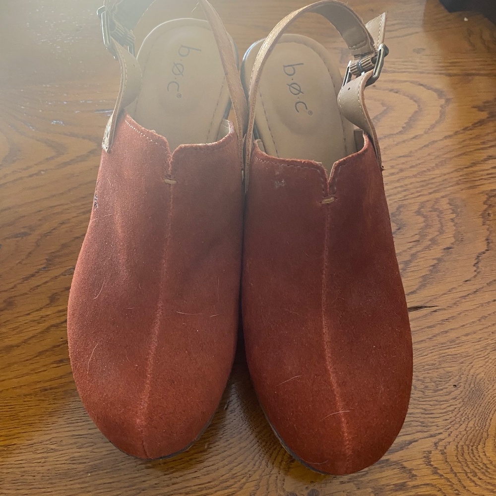 Clogs
